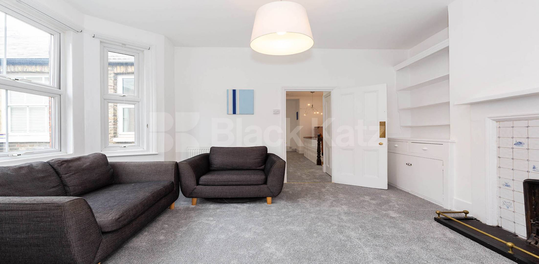 Central camden location 3 double bedrooms plus lounge mins to tube snd shops College Place, Camden